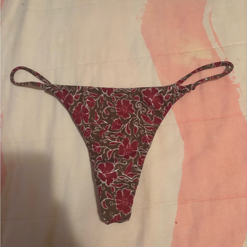 benoa chibi bottoms size small eden